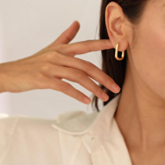 Chunky Gold L Square GD Stud Earrings Women 14k Plated Trendy Fashion Jewelry - Picture 3 of 7